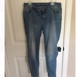 Old Navy mid rise jeans, size 16